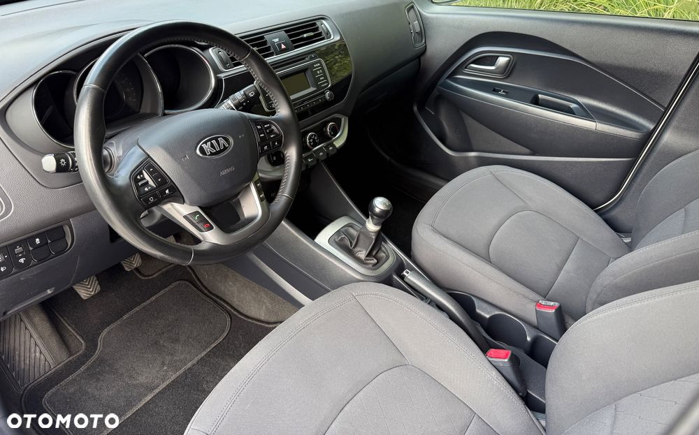 Kia Rio 1.2 Business Line - 20