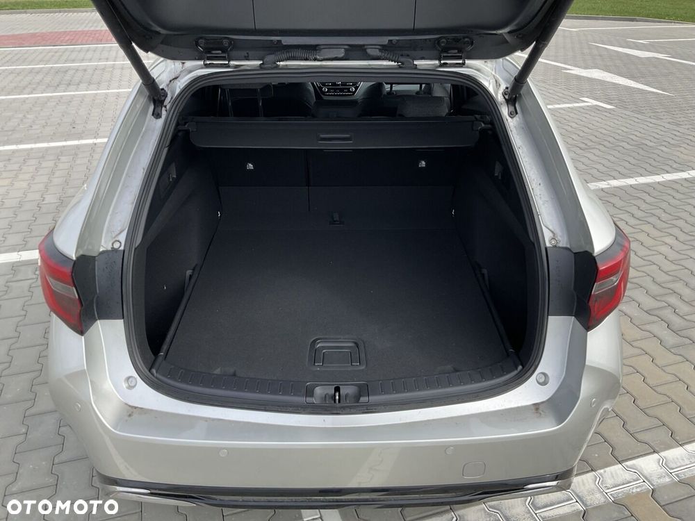 Toyota Corolla 1.8 Hybrid Style - 22