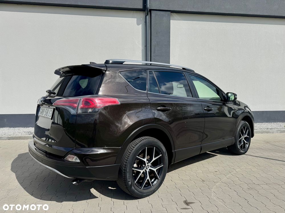 Toyota RAV4 2.0 D-4D 4x2 Start-Stop Executive - 5