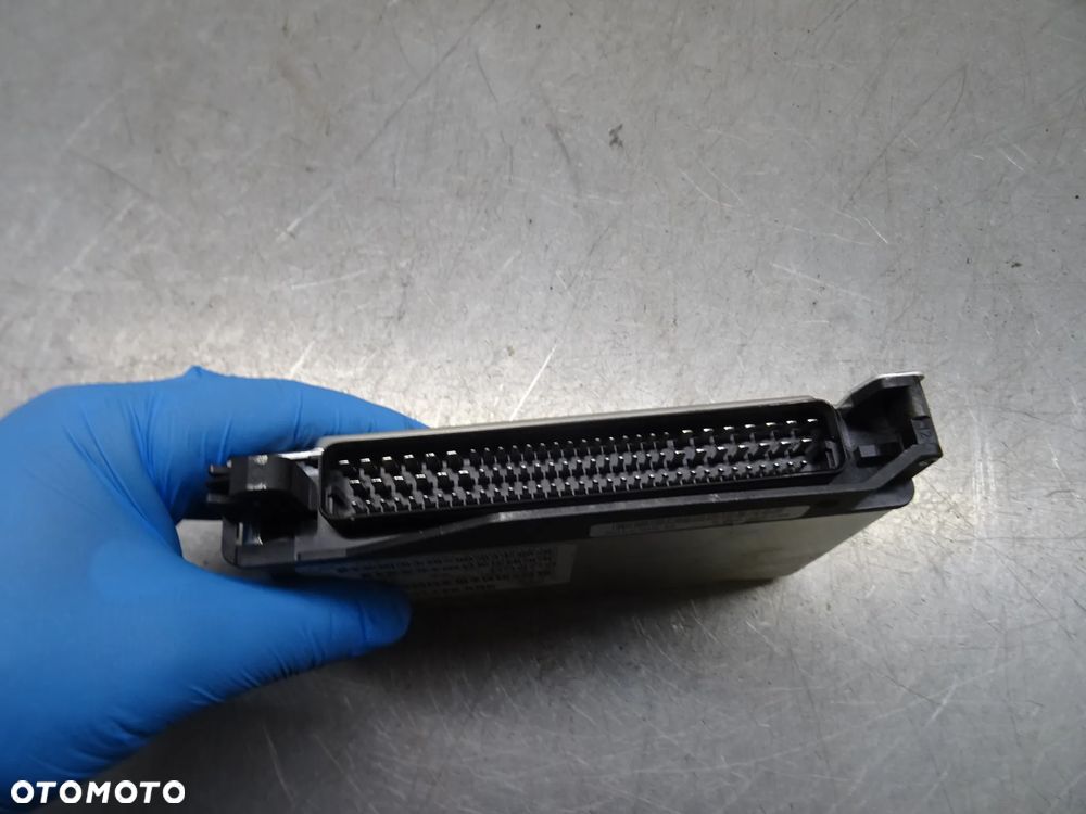 SKODA SUPERB I 01-05 2.8 V6 KOMPUTER STEROWNIK SKRZYNI BIEGÓW 8D0927156DJ - 3