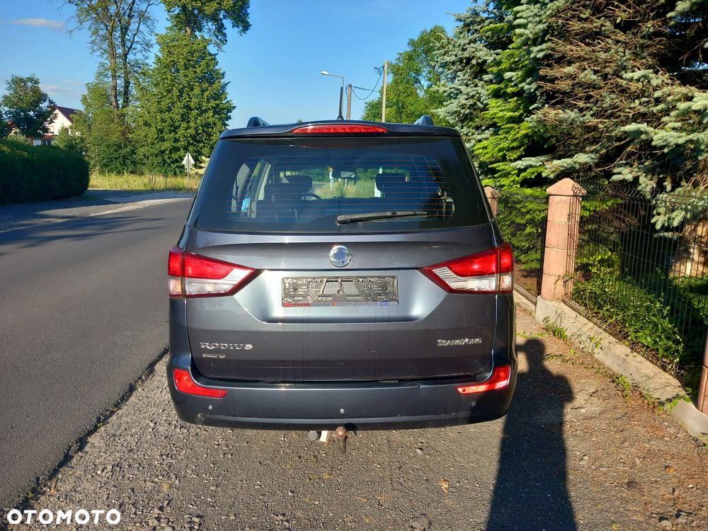 SsangYong/KGM Rodius 200 e-XDi Quartz - 9
