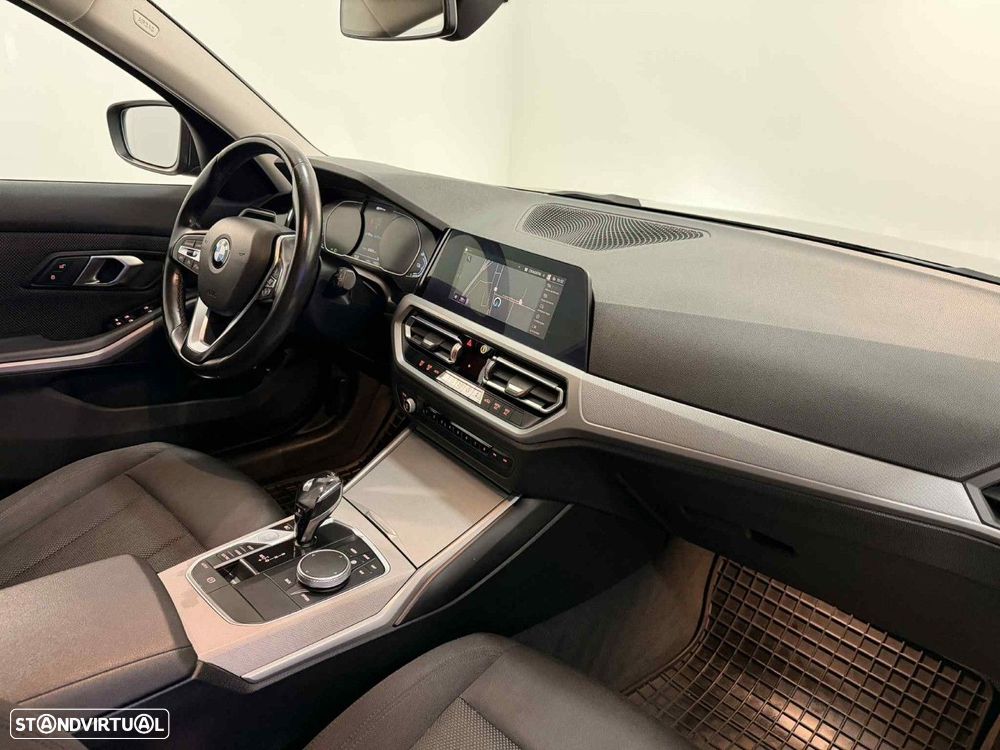 BMW 330 e Corporate Edition Auto - 12