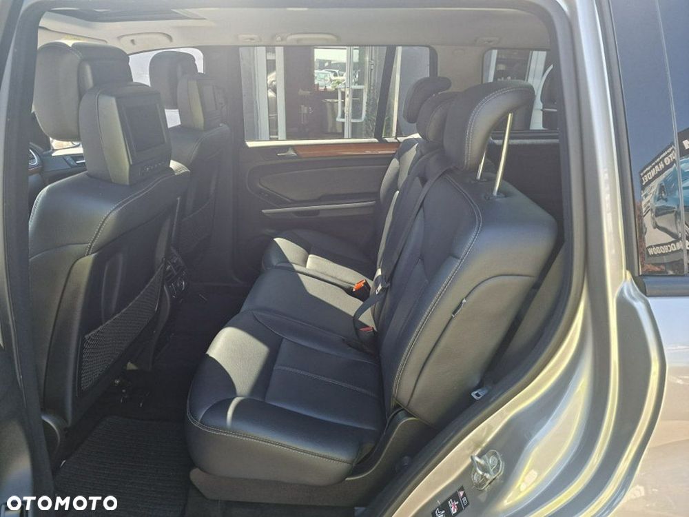 Mercedes-Benz GL - 24