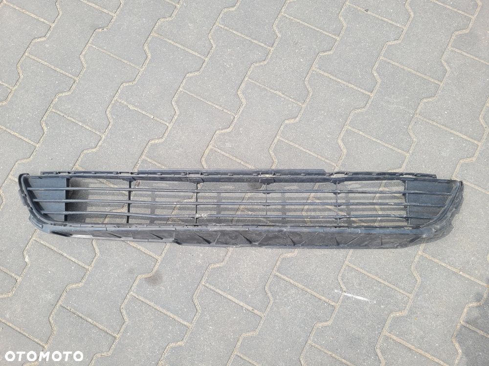 Kratka zderzaka środkowa Toyota Verso S 2011-2015r 53112-52220 - 5