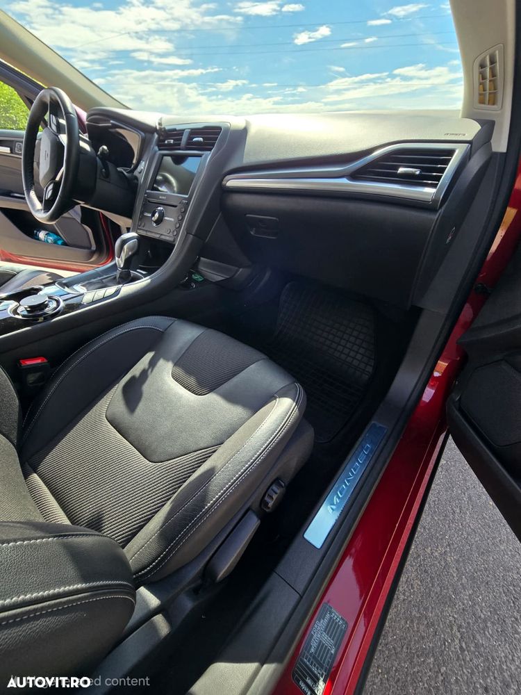 Ford Mondeo 2.0 TDCI PowerShift Titanium - 37