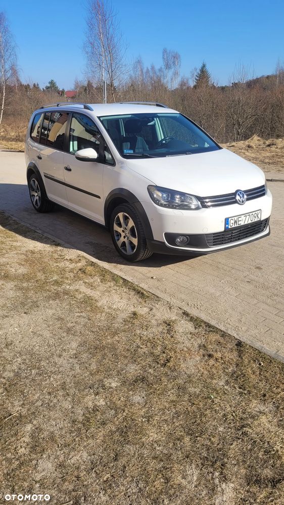 Volkswagen Touran 2.0 TDI DPF Cross DSG - 1
