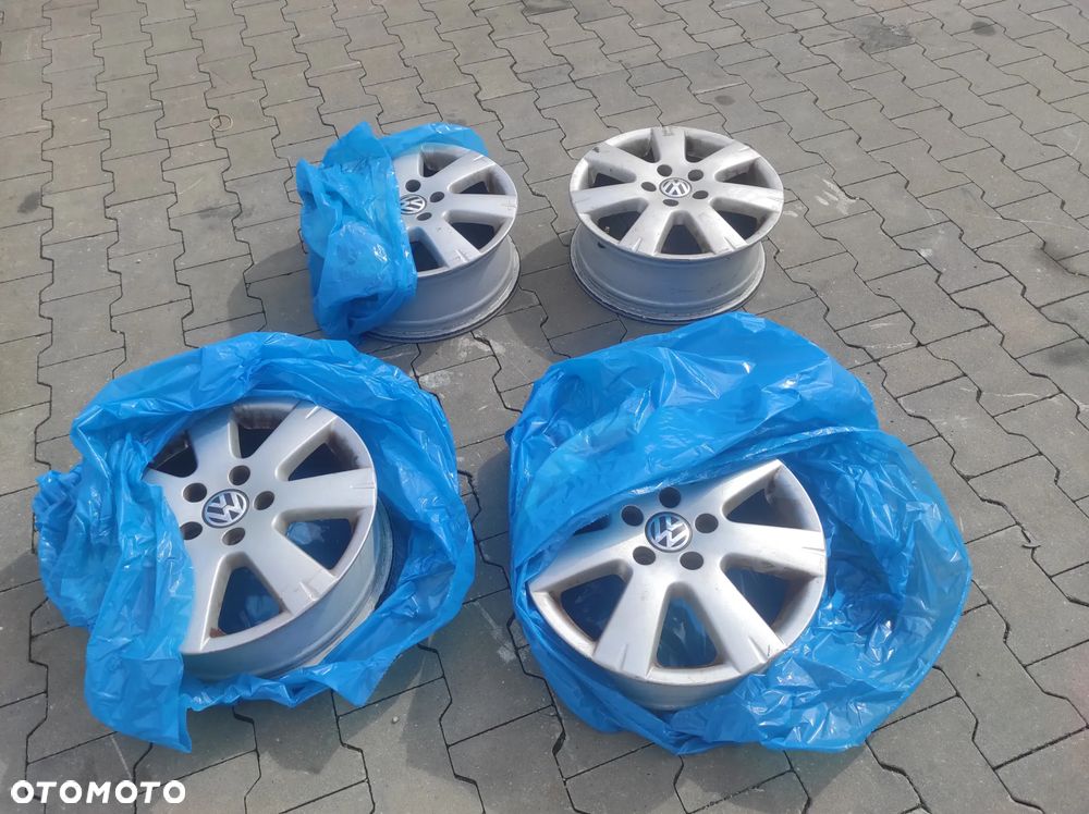 Volkswagen Golf 1.6 Trendline - 3