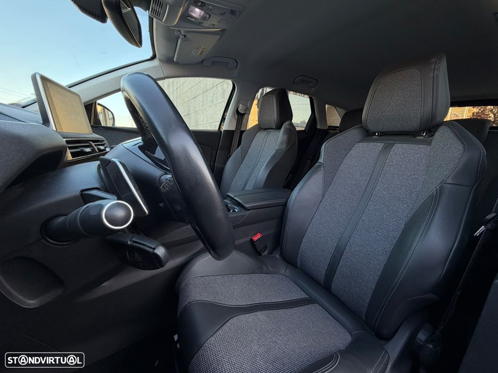 Peugeot 3008 - 16