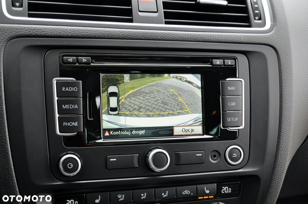 Volkswagen Jetta 1.4 Hybrid DSG Highline - 32
