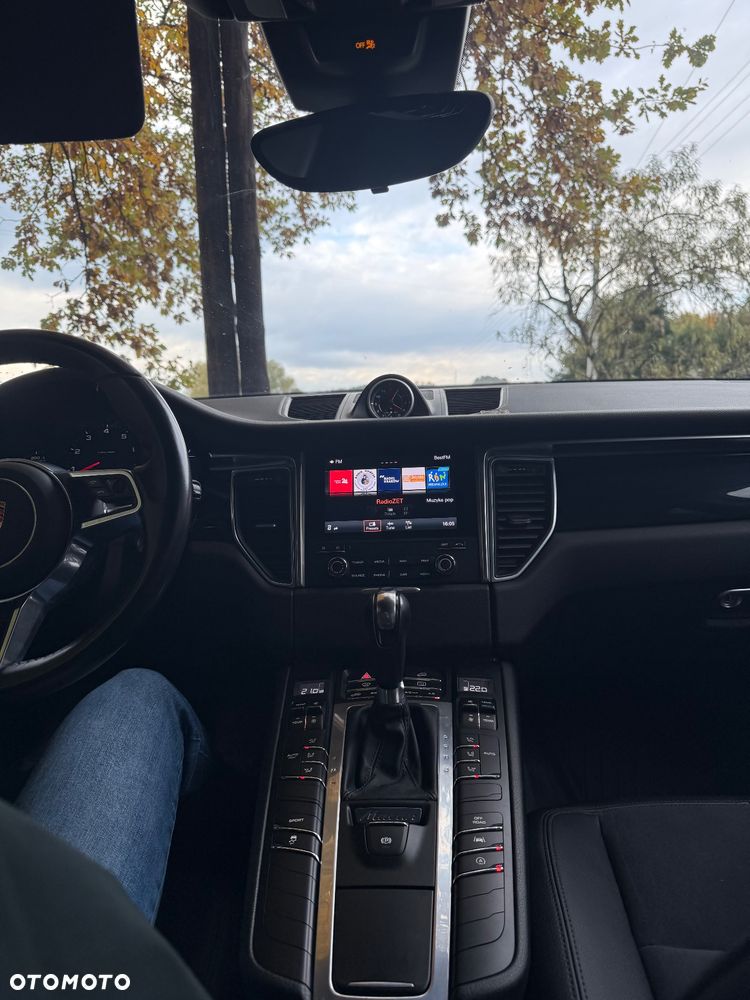 Porsche Macan S - 18