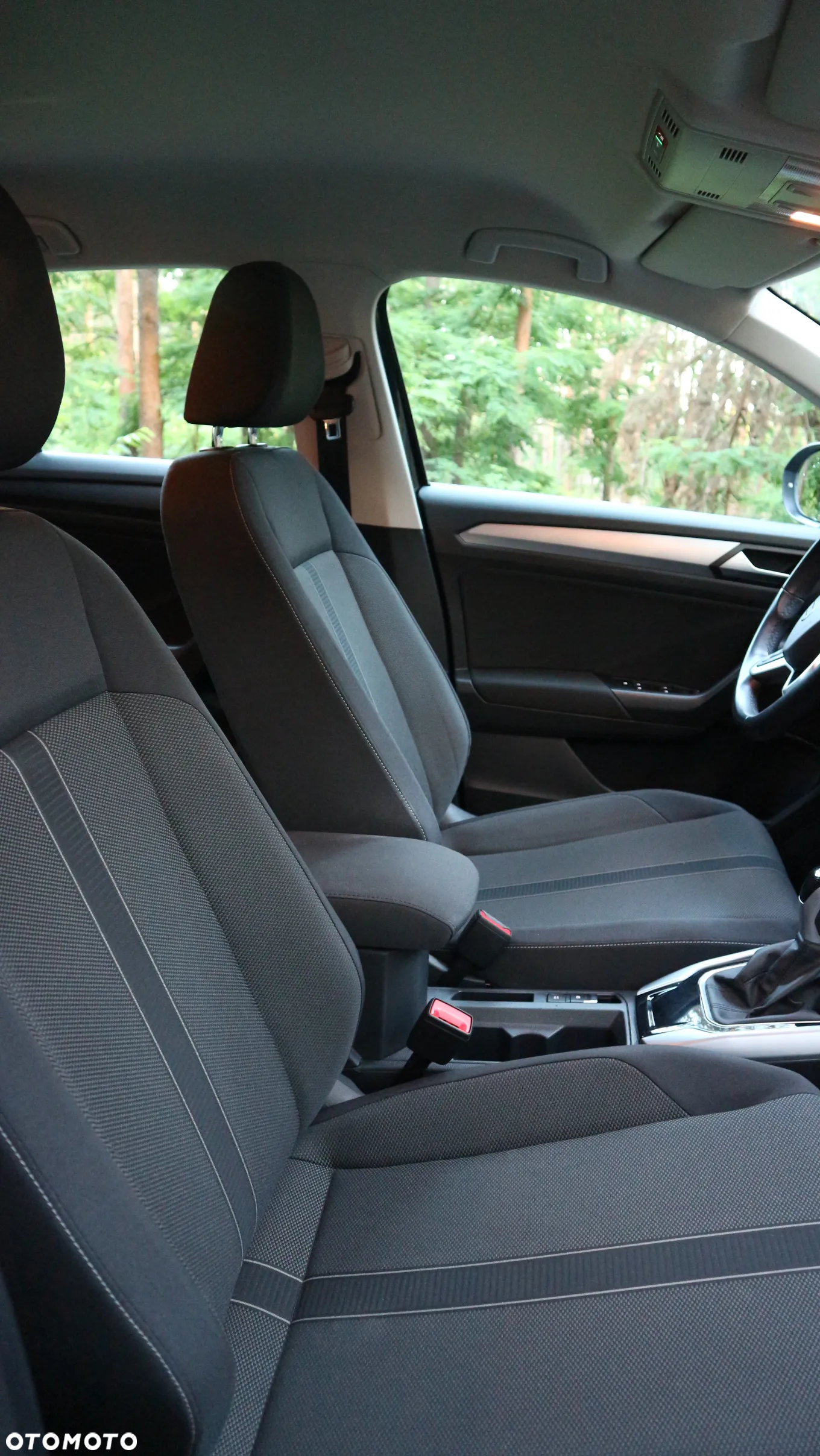 Volkswagen T-Roc 1.5 TSI Style DSG - 9