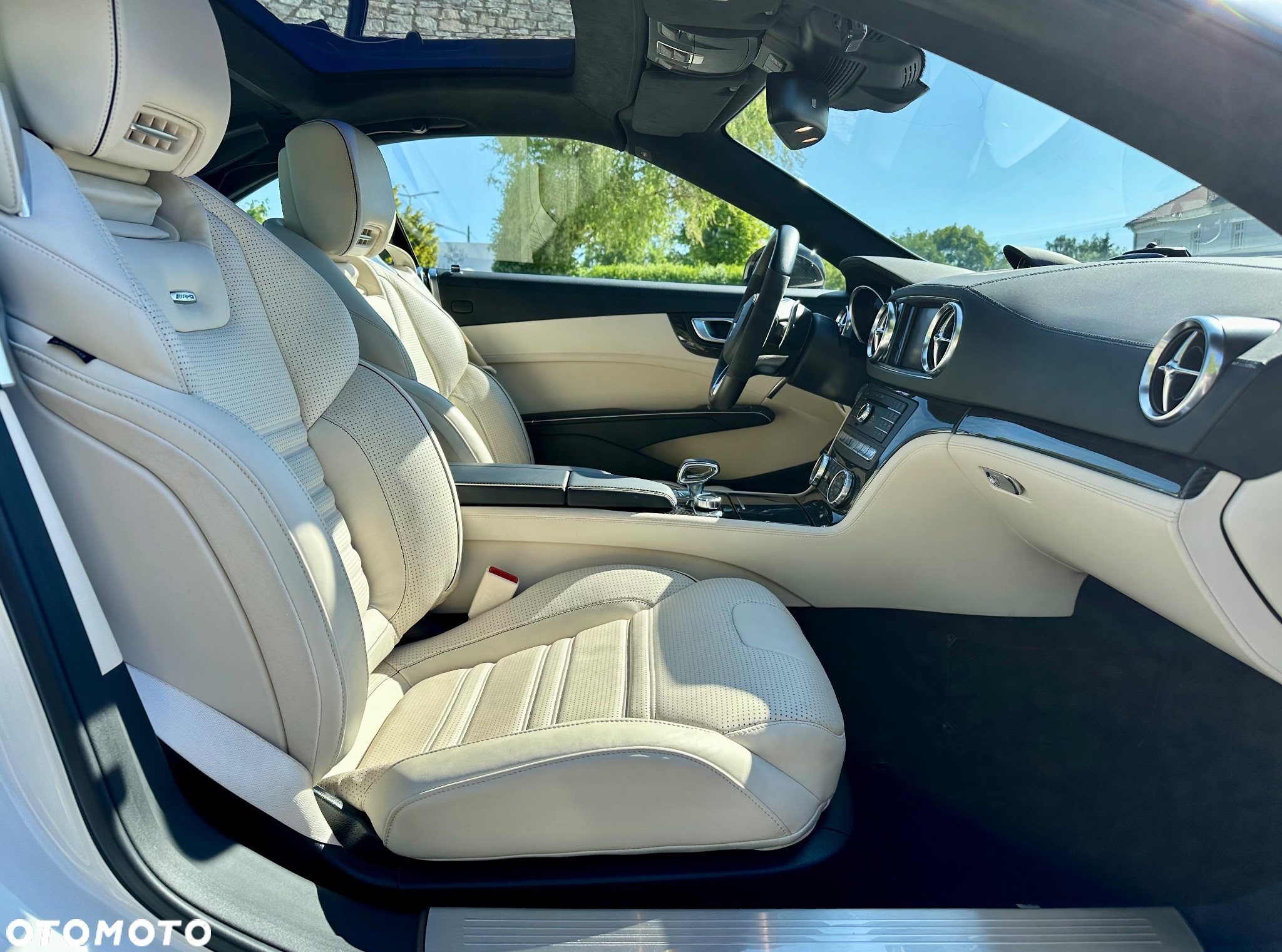 Mercedes-Benz SL - 15
