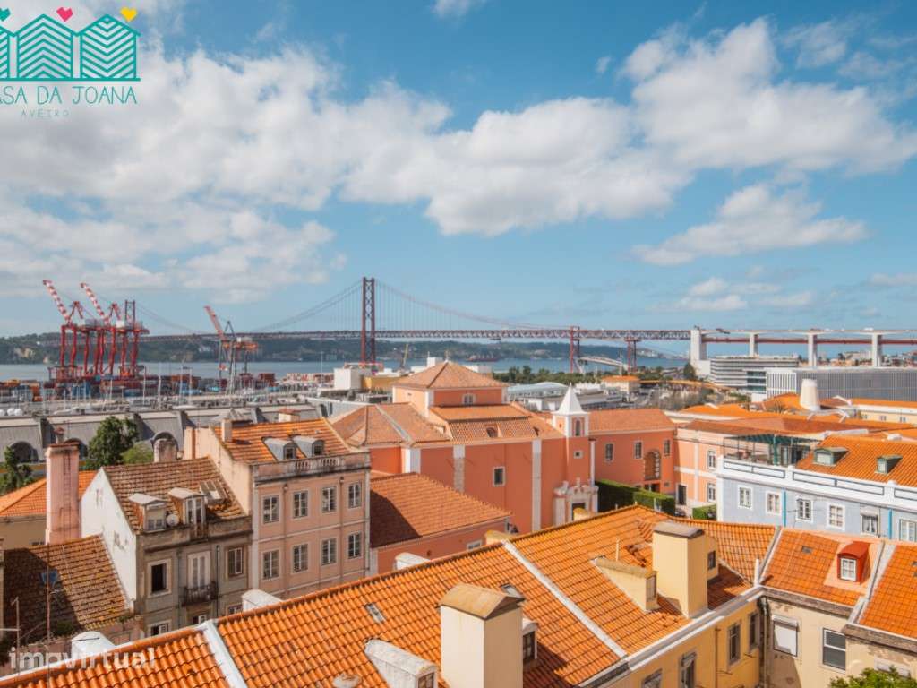 Apartamento T4 com Lugares de Garagem no Centro de Lisboa - Grande imagem: 4/60