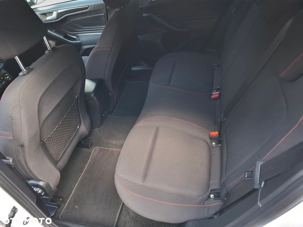 Ford Focus 2.0 EcoBlue STart-Stopp-System ST-LINE - 7