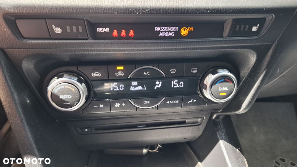 Mazda 3 SKYACTIV-G 120 Urban Limited - 23
