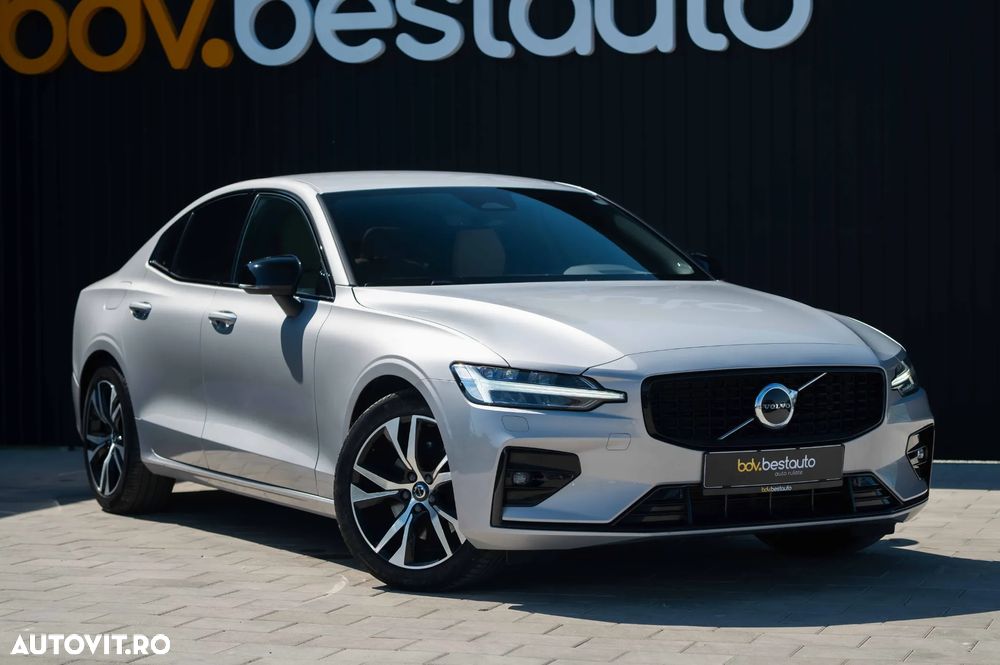 Volvo S60 B4 MHEV AT Plus Dark - 5