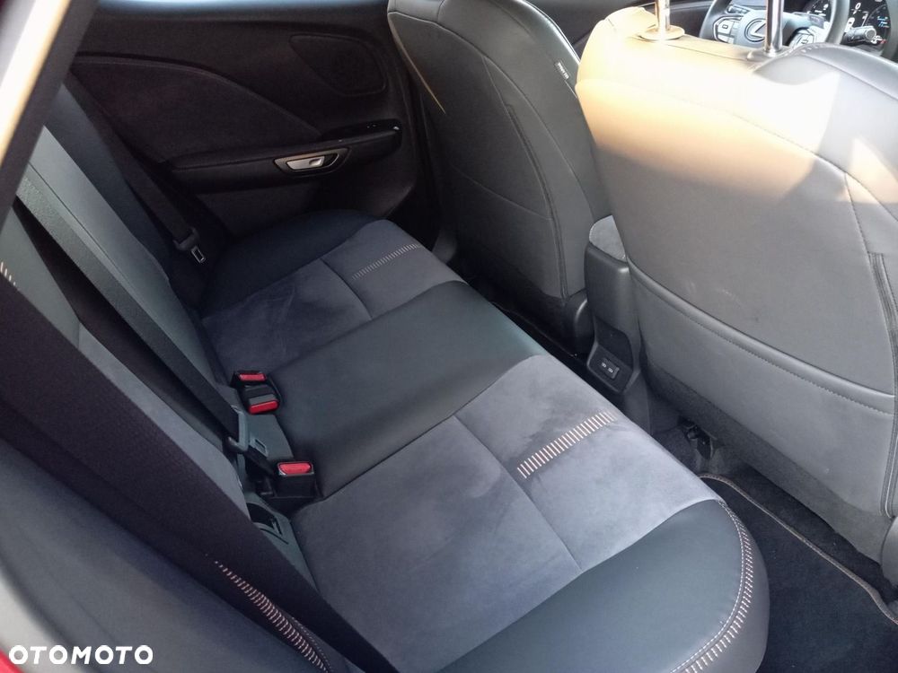 Lexus LBX 1.5 Hybrid Cool - 13