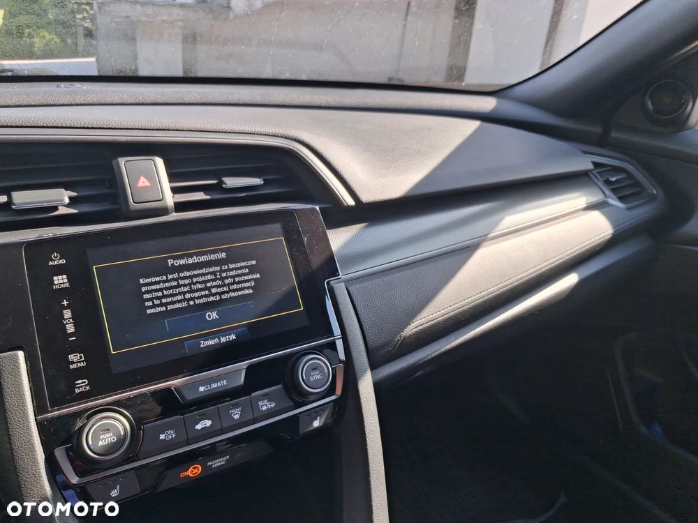 Honda Civic 1.0 T Executive Sport Line - 12