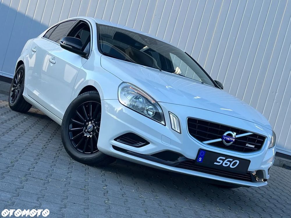Volvo S60 D5 R-Design Summum - 5