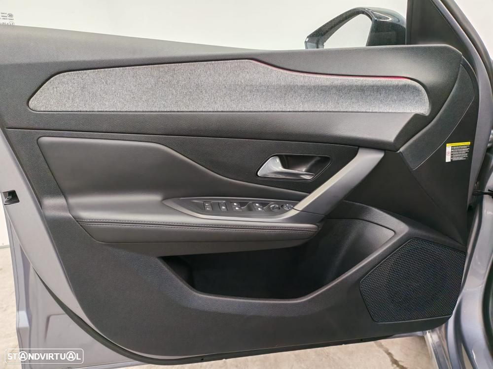 Peugeot 308 1.2 PureTech Allure Full LED - 14