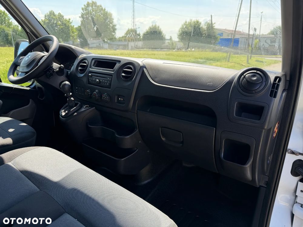 Renault Master * 2.3 / 125KM * L2H2 * Średni / Podwyższany * Furgon / Blaszak * - 33