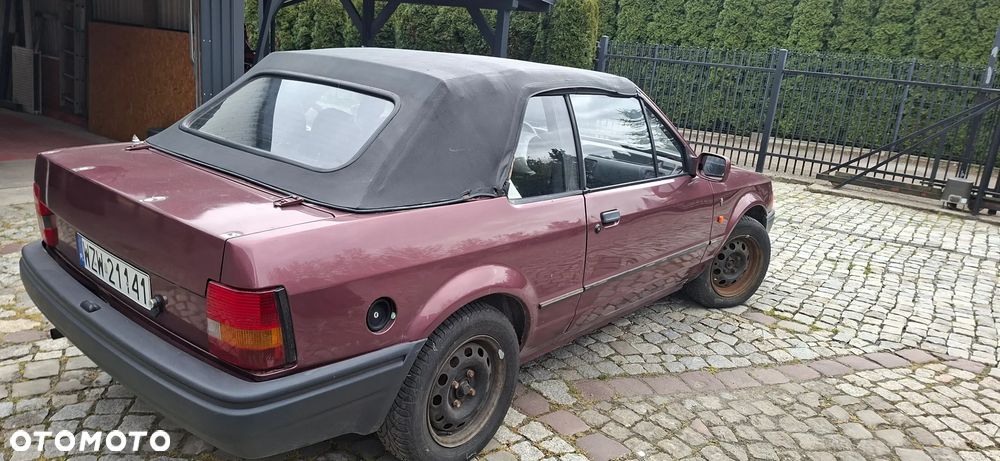 Ford Escort - 9