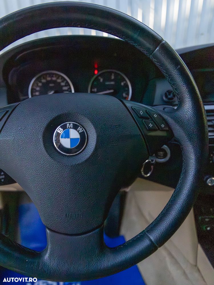 BMW Seria 5 525d xDrive Aut. - 15