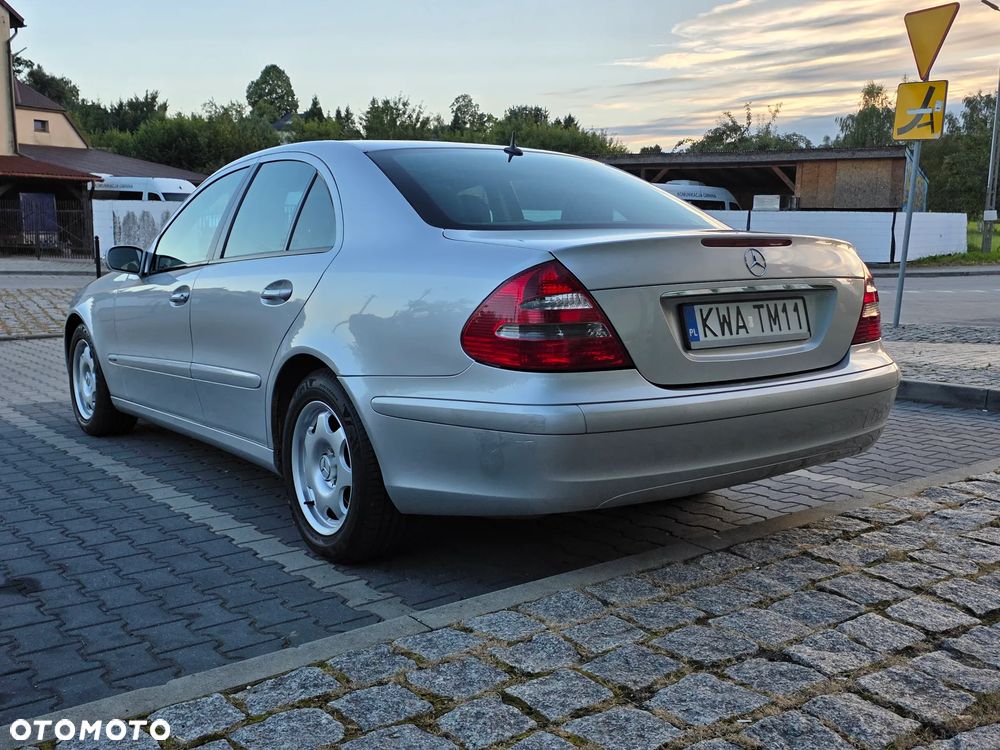 Mercedes-Benz Klasa E - 8