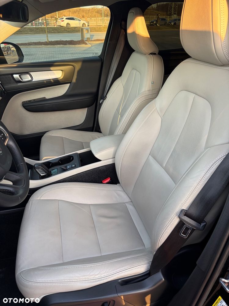 Volvo XC 40 T5 AWD Momentum - 13