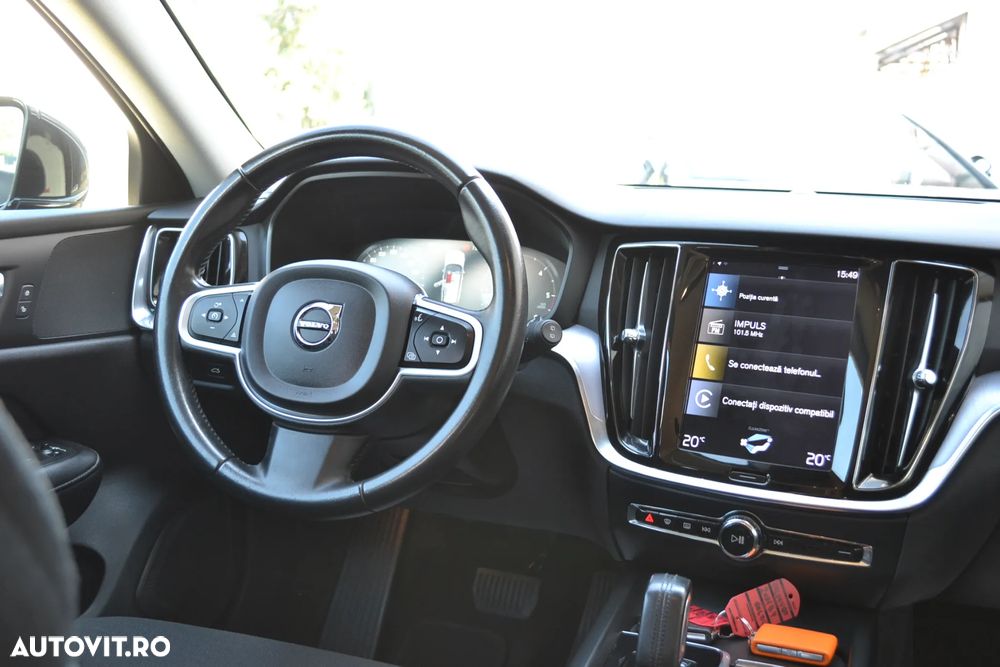 Volvo V60 B4 D Geartronic Momentum Pro - 25
