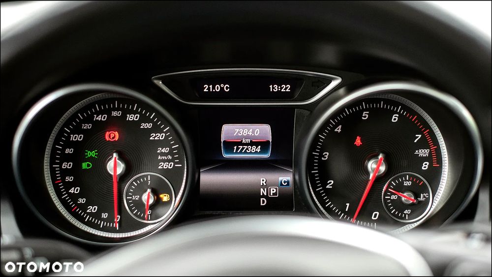 Mercedes-Benz CLA - 22