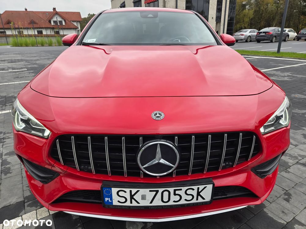 Mercedes-Benz CLA 220 4-Matic AMG Line 7G-DCT - 14