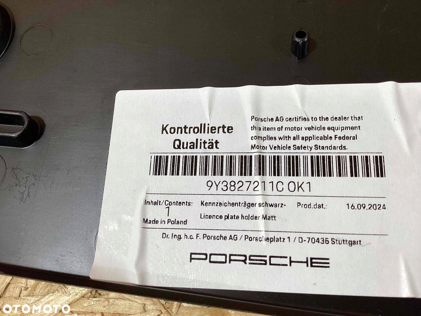 Porsche Cayenne 9Y0 9Y3 2018 podkladka pod tablice rejestracyjna - 3