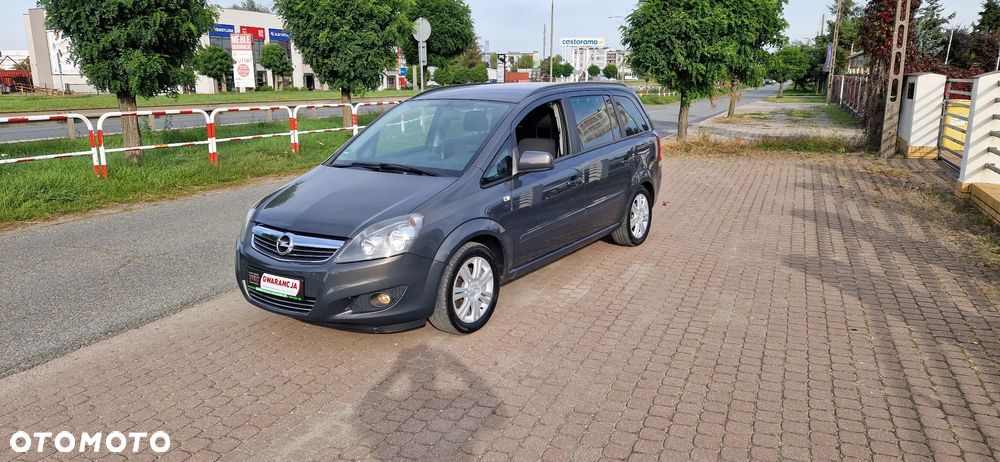 Opel Zafira - 1