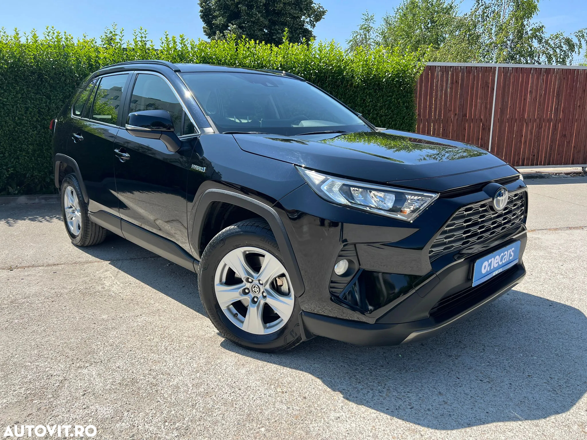 Toyota RAV4 - 2