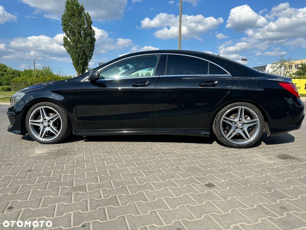 Mercedes-Benz CLA 200 7G-DCT AMG Line - 10