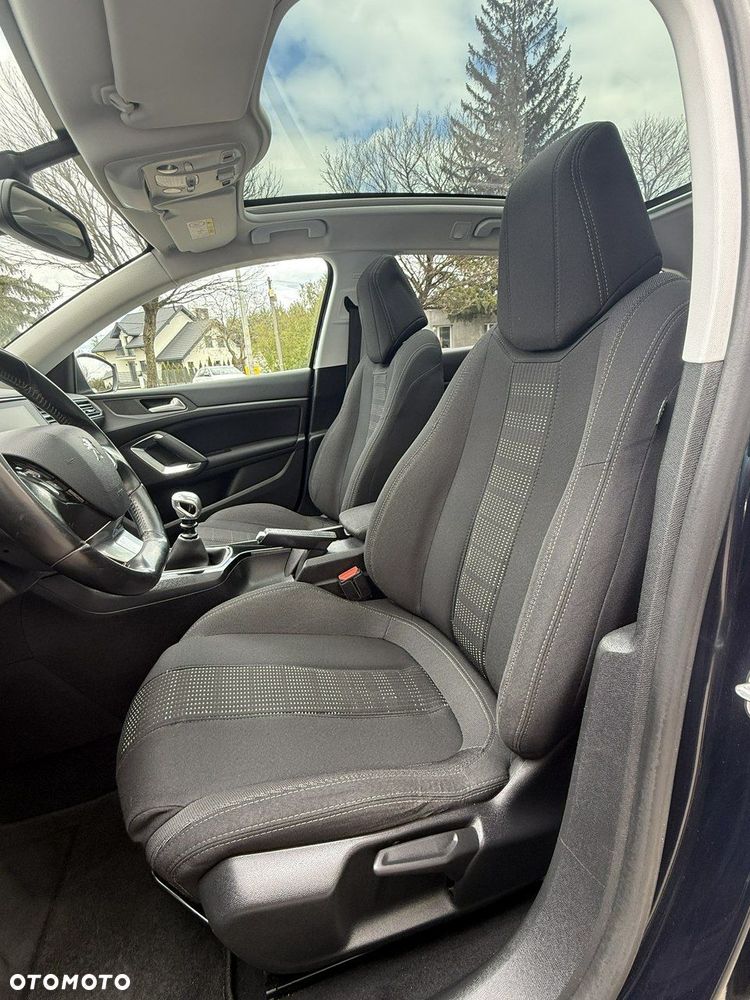 Peugeot 308 - 16