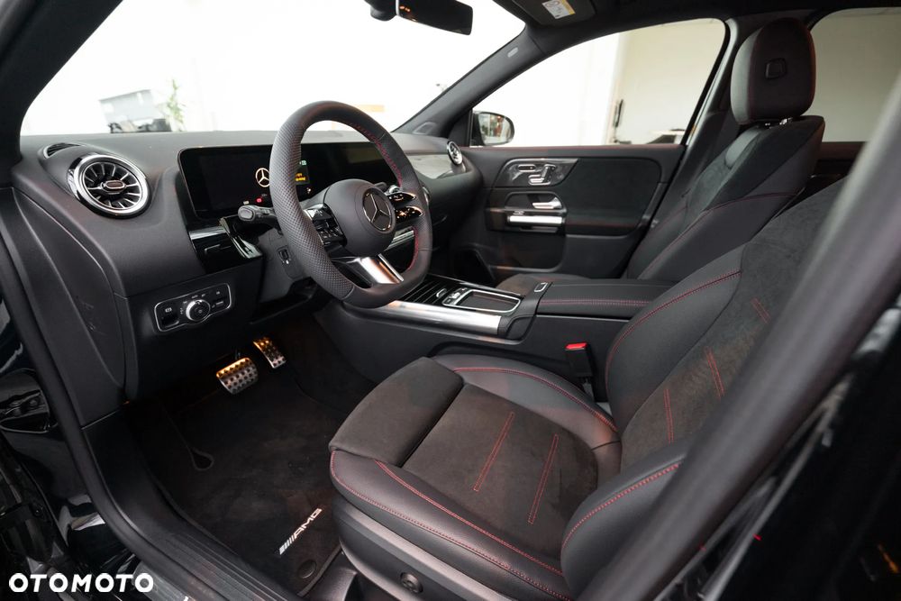 Mercedes-Benz GLA 200 d 4-Matic AMG Line - 8
