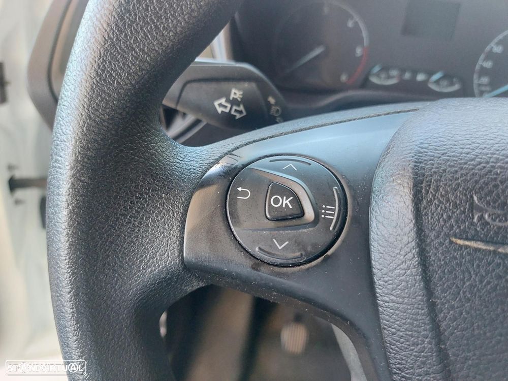 Ford Transit Connect 1.5 TDCI  200 L2 Trend  -  IVA Dedutível - 17