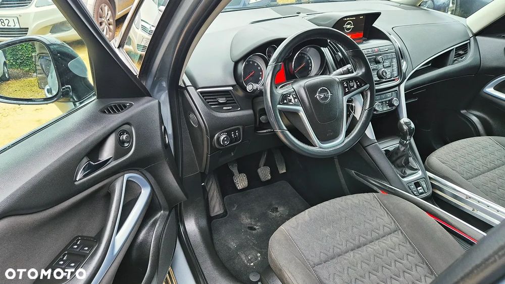 Opel Zafira 1.4 T Cosmo - 30