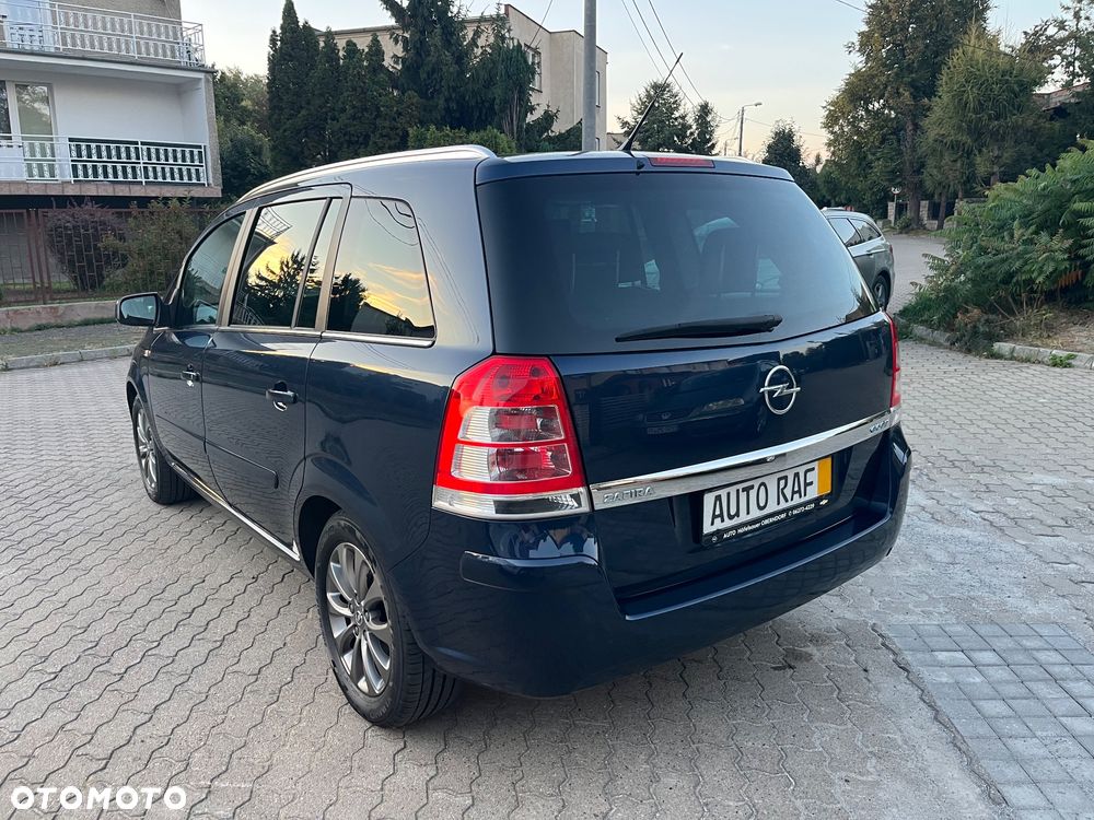 Opel Zafira - 3