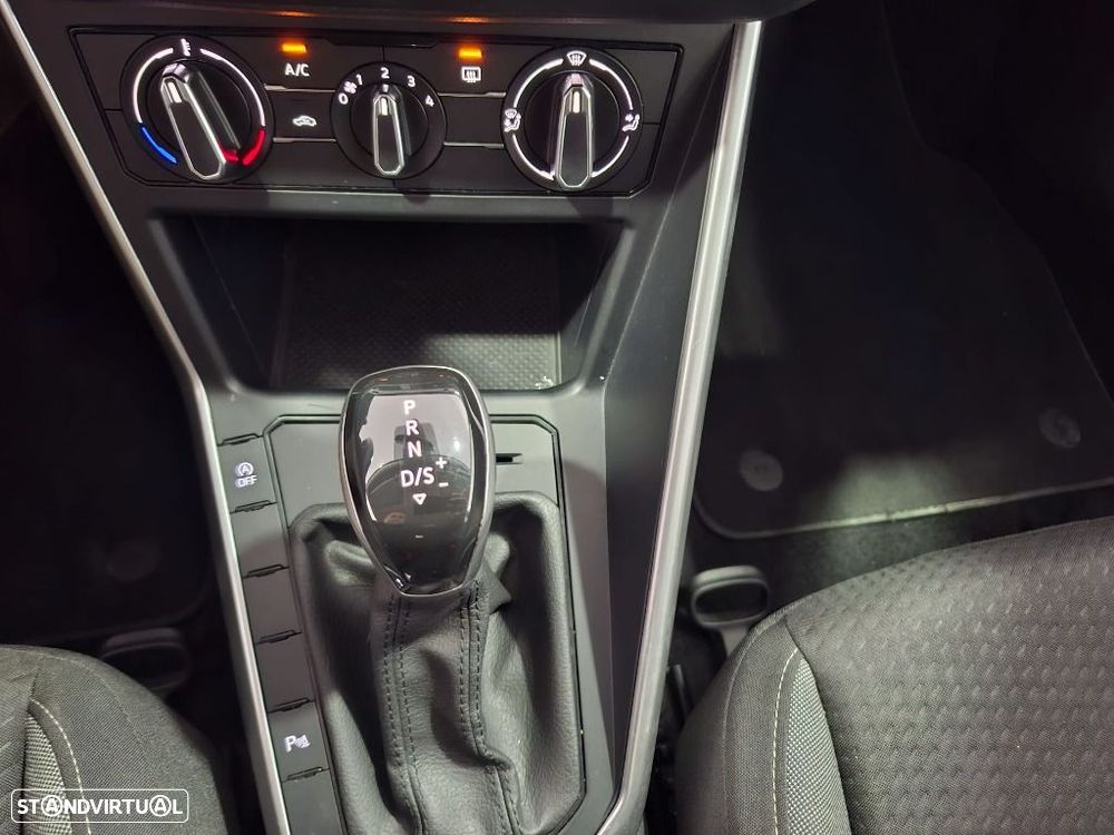 VW Polo 1.0 TSI Urban DSG - 21