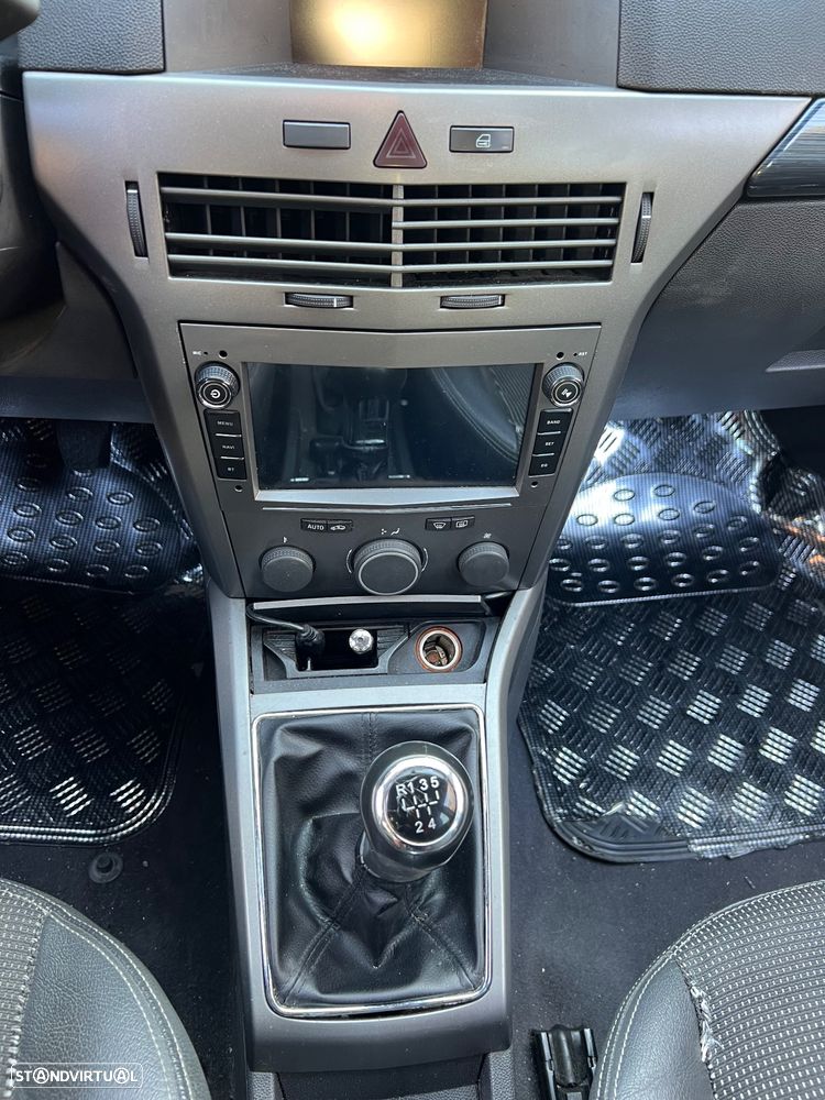 Opel Astra - 2