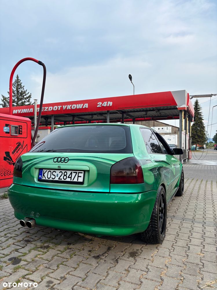 Audi A3 3-drzwiowe 1.8 Ambiente - 6
