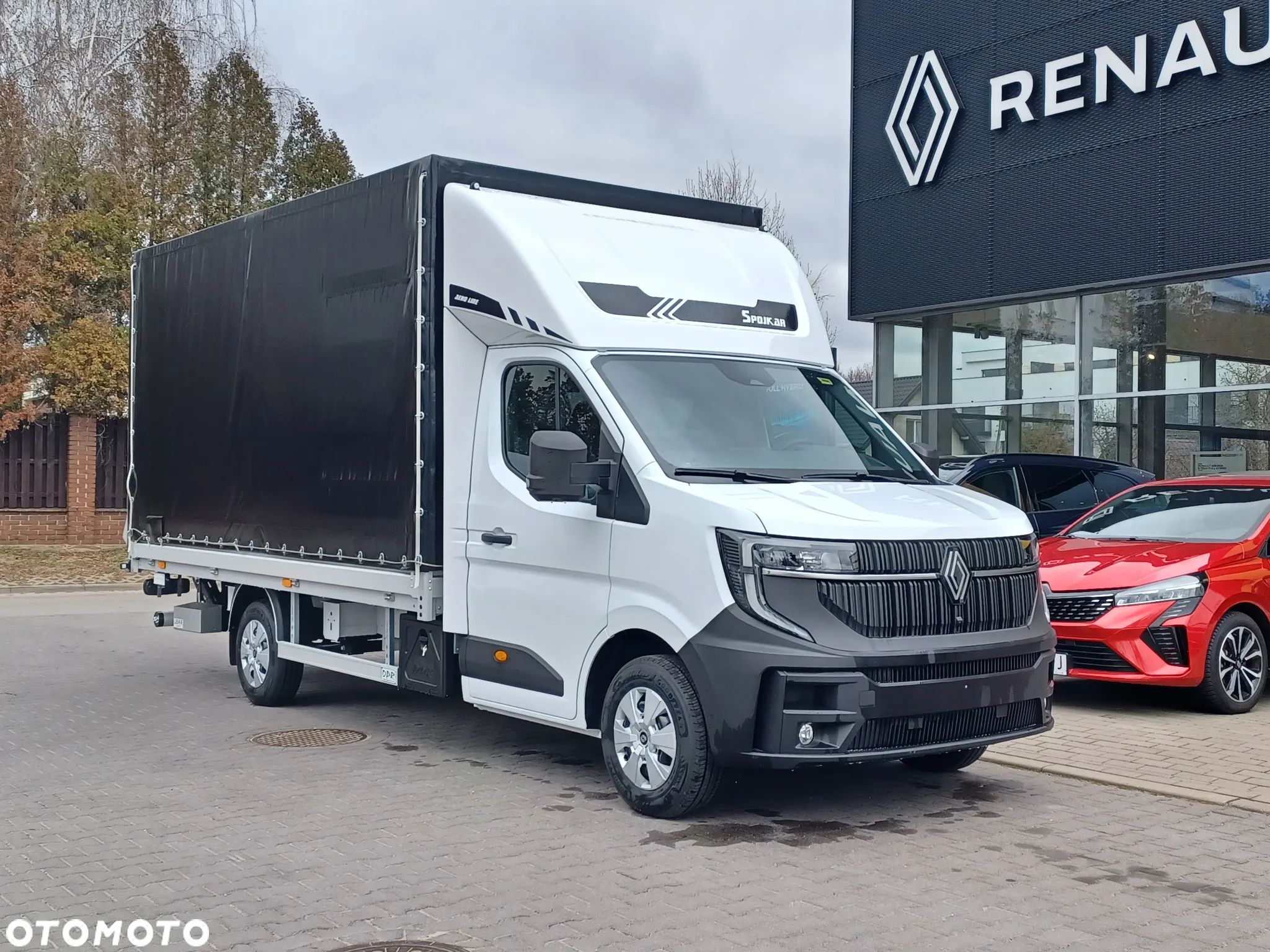 Renault Master skrzynia z windą - 1