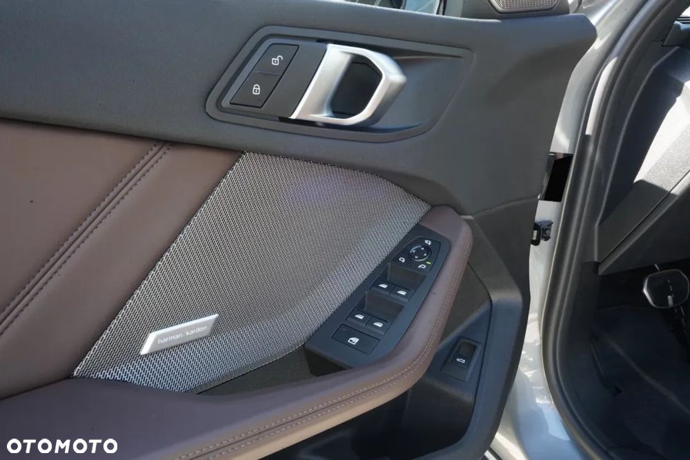 BMW Seria 1 120 - 25