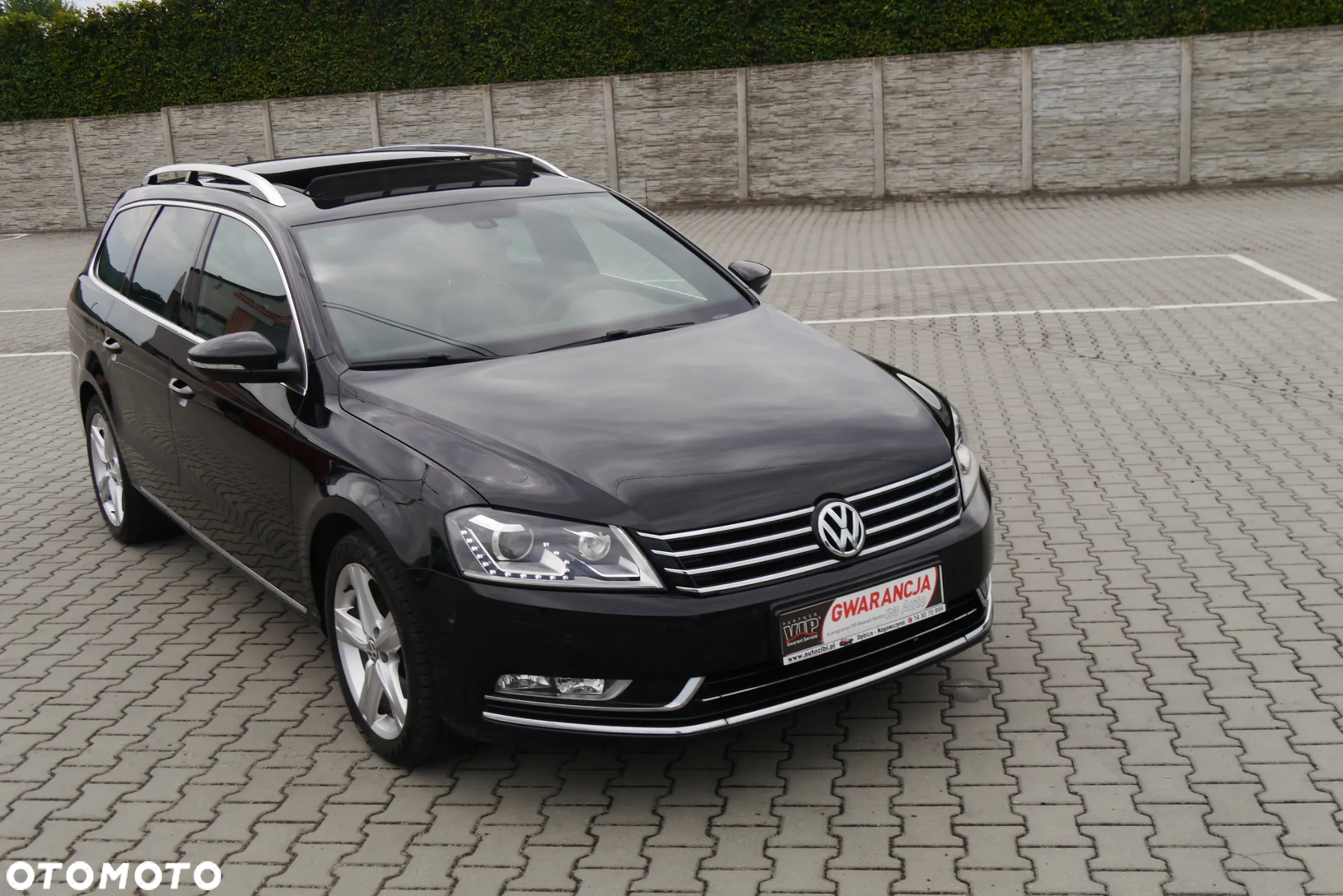 Volkswagen Passat 2.0 TDI Highline R-Style - 9