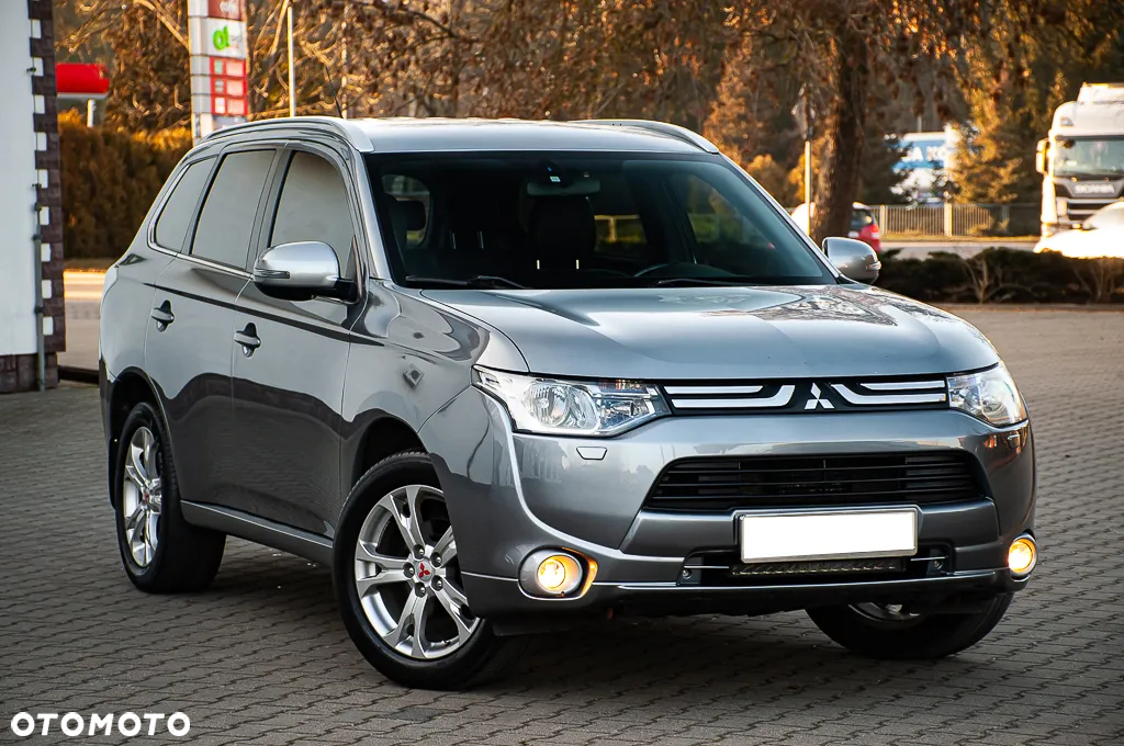 Mitsubishi Outlander 2.0 2WD CVT Diamant Edition+ - 7