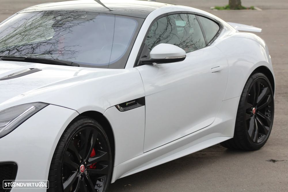 Jaguar F-Type 2.0 i4 R-Dynamic Black - 28