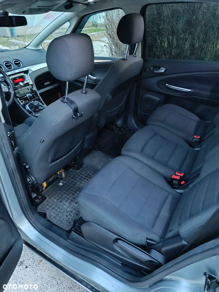 Ford S-Max - 6